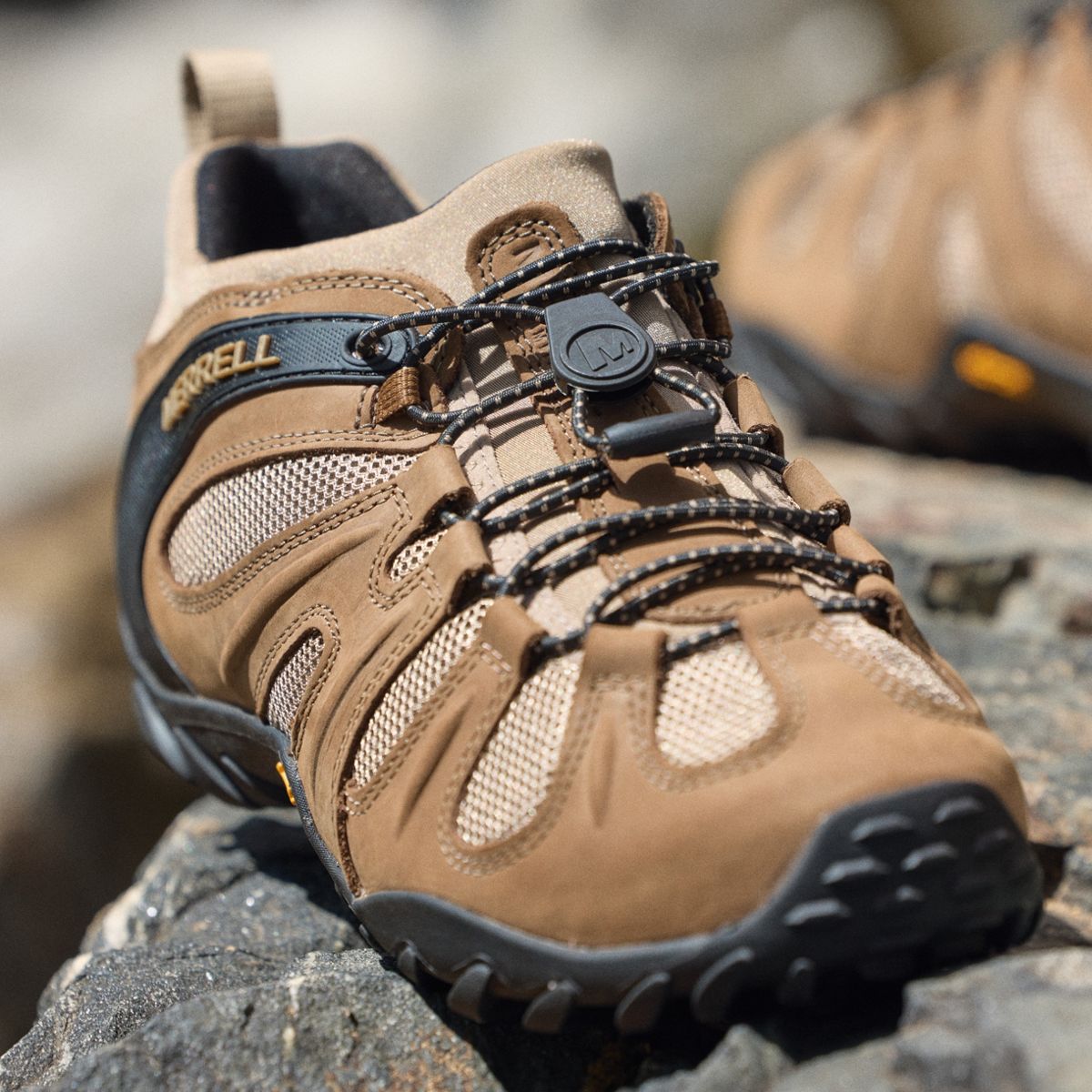 Merrell Essential Men's Chameleon 8 Stretch  Hiking Shoes